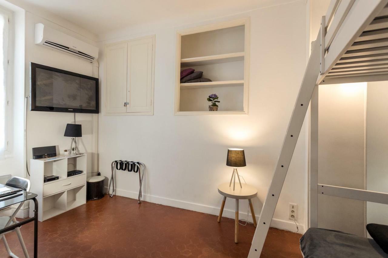 Alma'S Hyper Center Studio Apartment Ница Екстериор снимка
